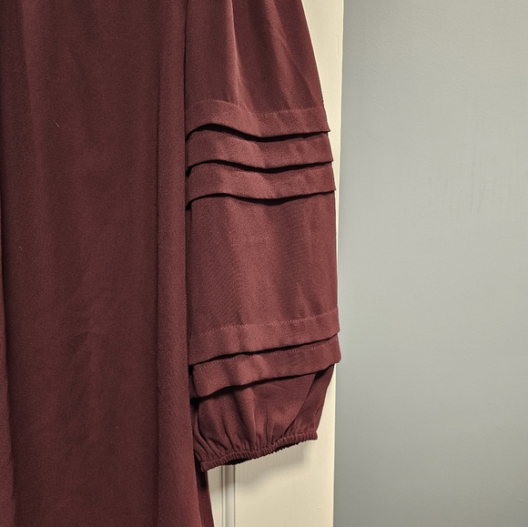 Ann Taylor top - Picture 6 of 7